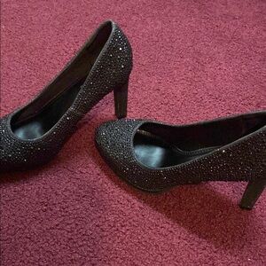 Sparkly Black High Heels with Pointed Toe